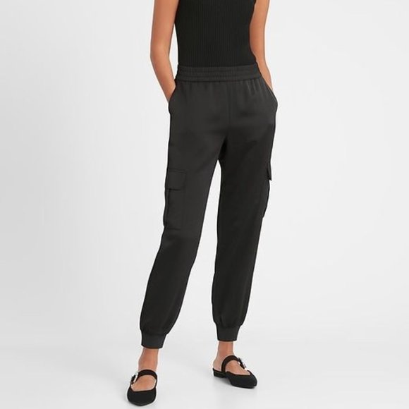 Jogger pant  sz (S) Black NWT - Picture 1 of 7